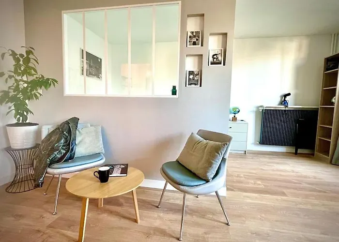 Appartement En Residence Calme / Puteaux - La Defense