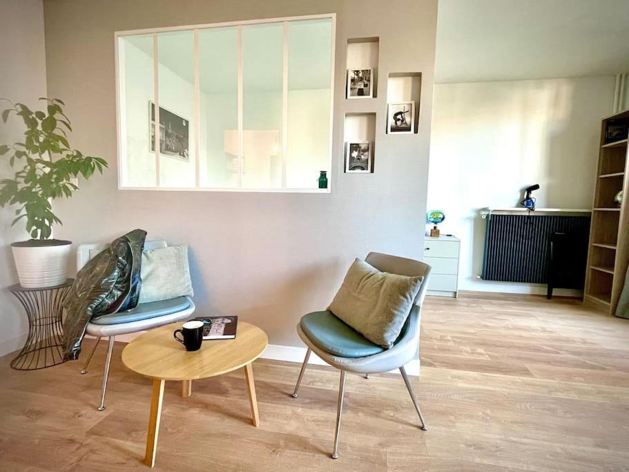 En Calme / - La Defense Apartment *